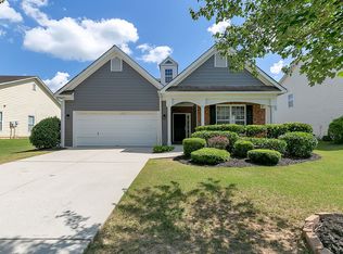 86 Horseshoe Ln, Hiram, GA