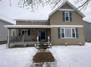 2123 Thomas St, Marinette, WI 54143