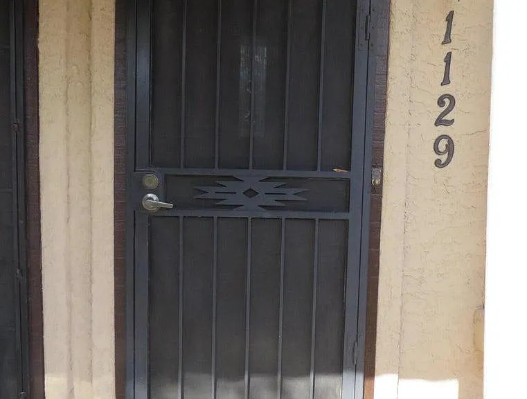 921 W University Dr #1129 — Photo 1