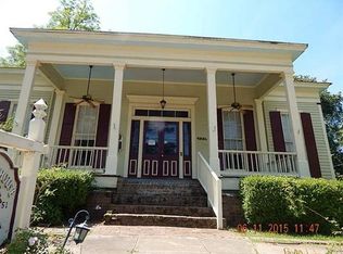 306 E Delta St, Jefferson, TX 75657