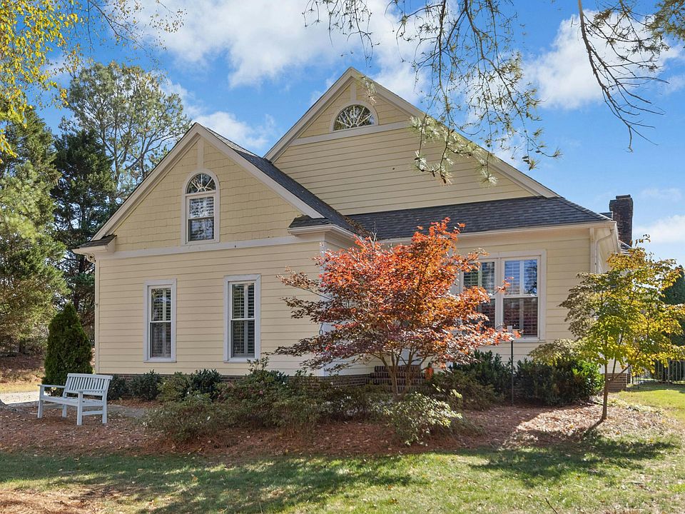 1st image of 4701 Shady Greens Dr