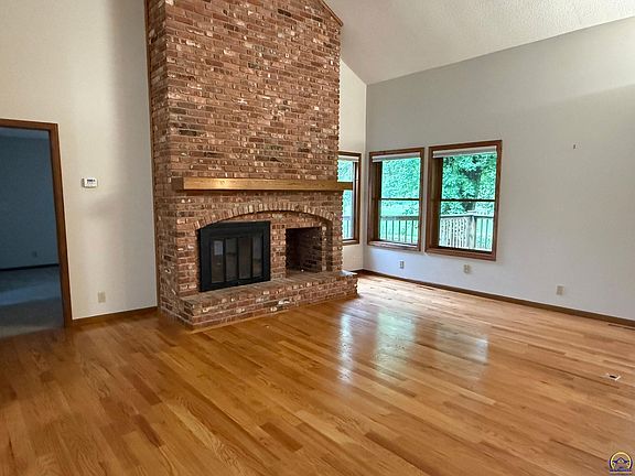 4th image of 4224 SW Colly Creek Dr