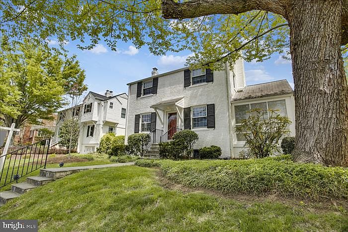 1st image of 1623 Patrick Henry Dr