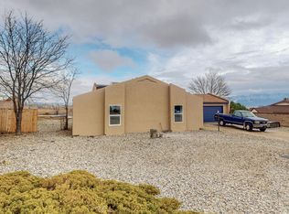 686 Baltic Ave SE, Rio Rancho, NM 87124