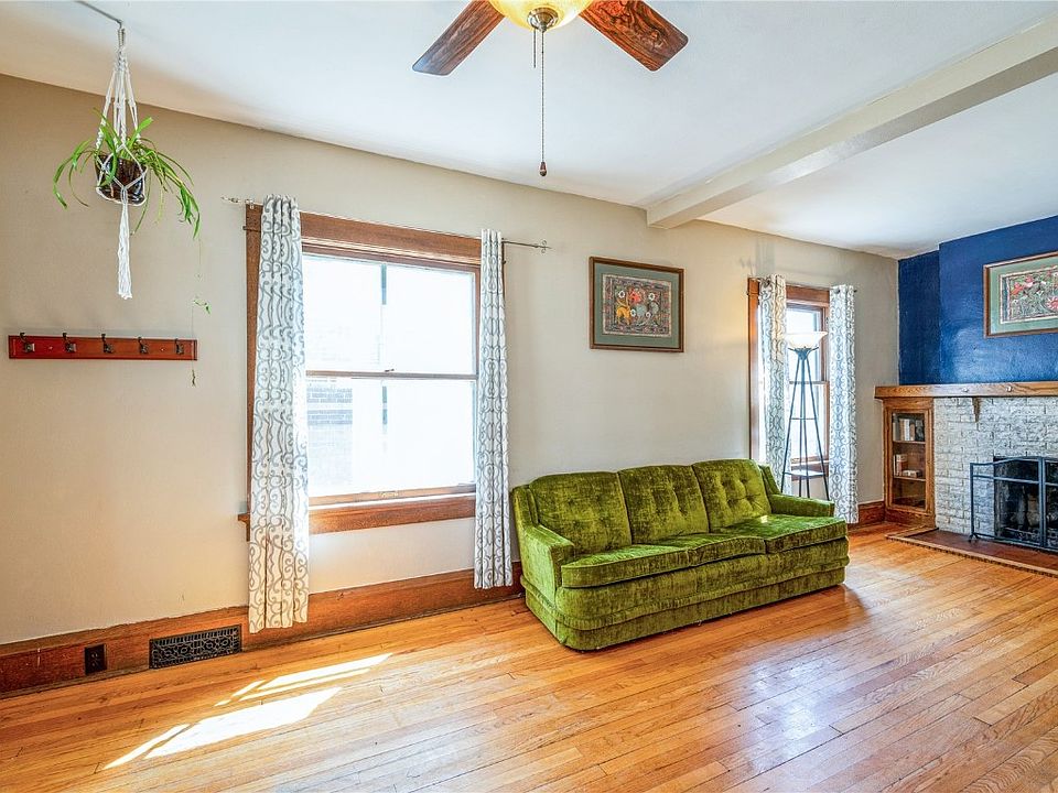 1821 Blake Blvd SE, Cedar Rapids, IA 52403 Zillow