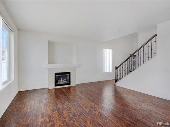 4th image of 21191 E Randolph Pl