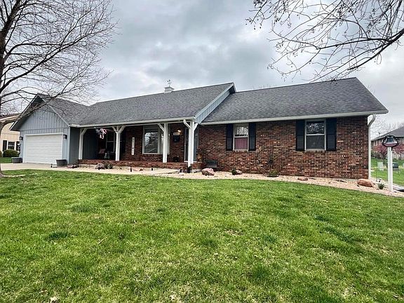 5th image of 2103 Oaklawn Dr
