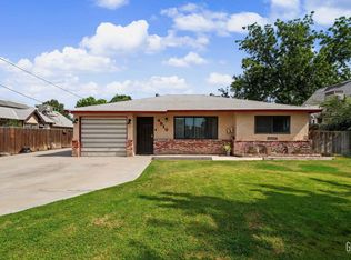 4910 Morro Dr, Bakersfield, CA 93307