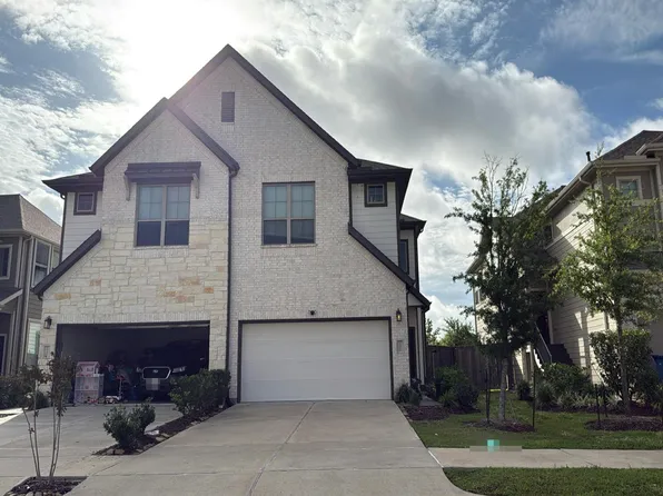 15018 Flintstone Village Trl, Cypress, TX 77433