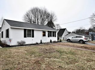 34 Lindsay Rd, Billerica, MA 01821