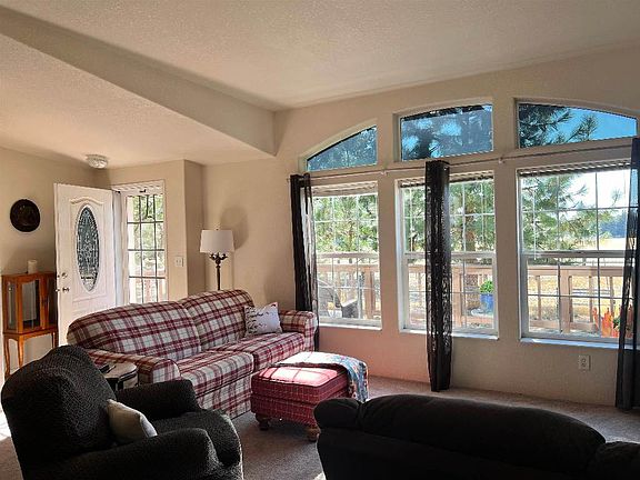 2nd image of 418 Walters Ln