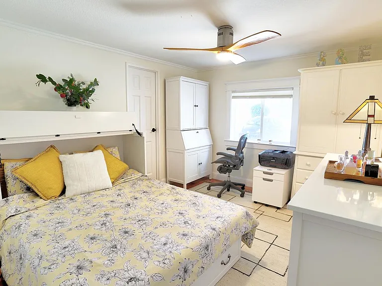 21150 Burndale Rd — Photo 28