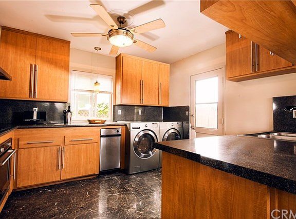 4th image of 421 Sierra Vista Dr