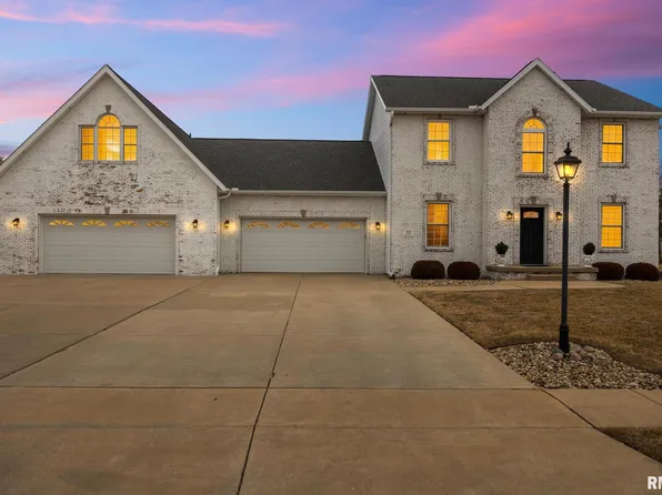 737 Pintail Ln, Washington, IL 61571