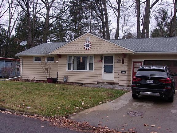 2nd image of 30 Park Ln