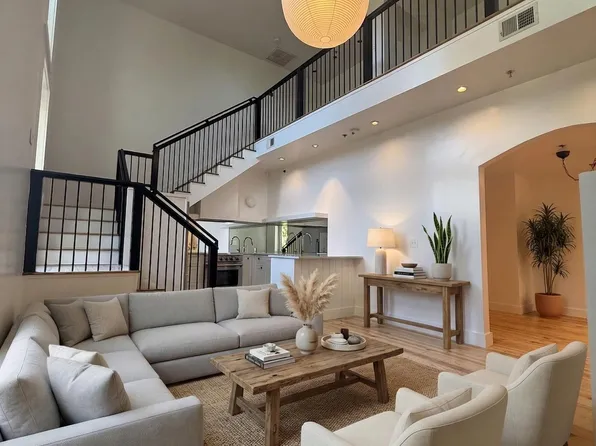 2 Francis St Unit J, Charleston, SC 29403