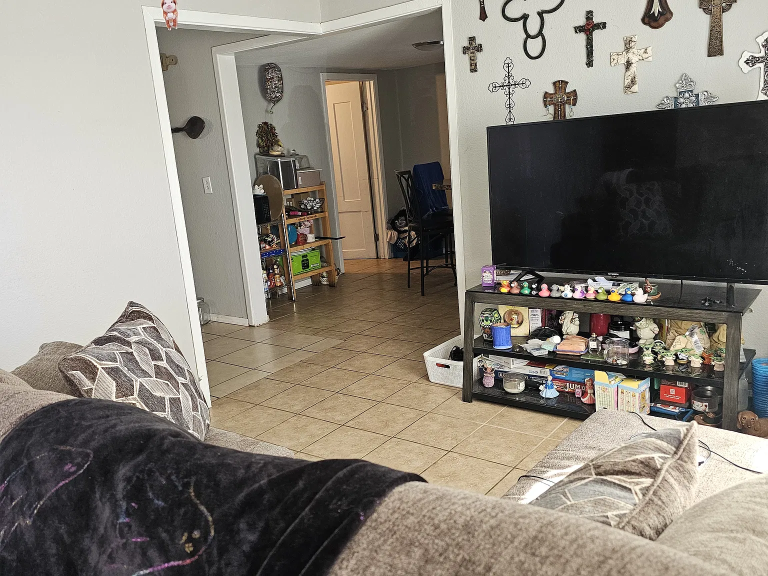 2 bed, 840 sqft, $900 — Photo 3