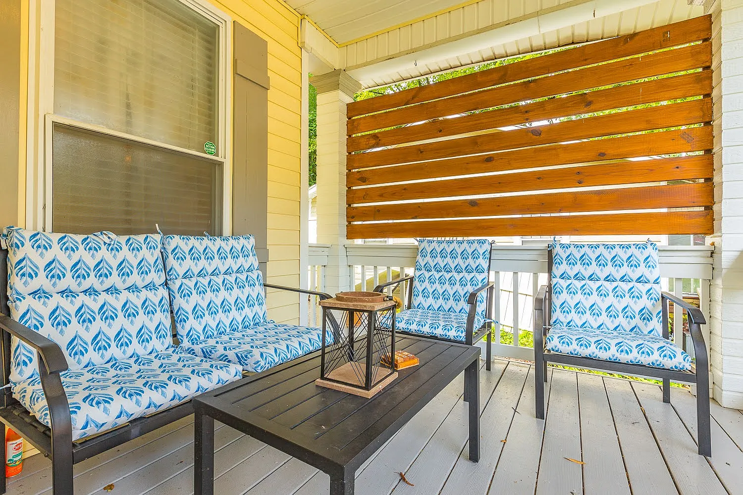 2 bed, 939 sqft, $1,950 — Photo 2