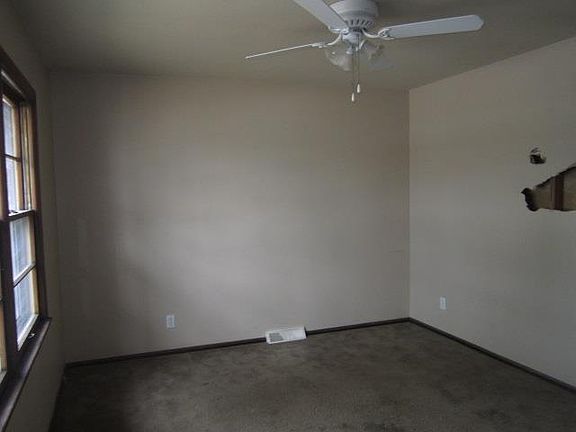 2nd image of 11513 Delmar St