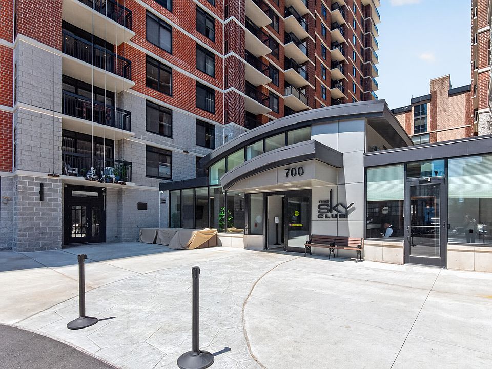 1st image of 700 1st St APT 15F