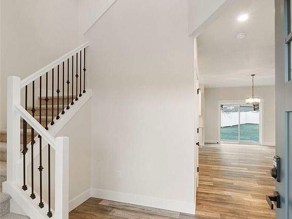 4th image of 5406 S 372ND Street