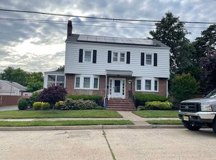 26 Cedar Ave, North Brunswick, NJ 08902