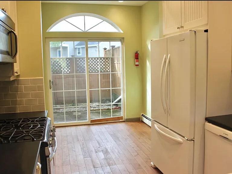602 North Ave #23 — Photo 7