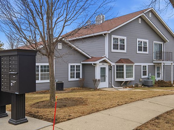 2nd image of 460 N Lake Shore Dr #460