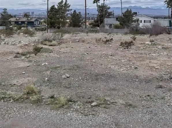 477 Radwick Dr, Las Vegas, NV 89110
