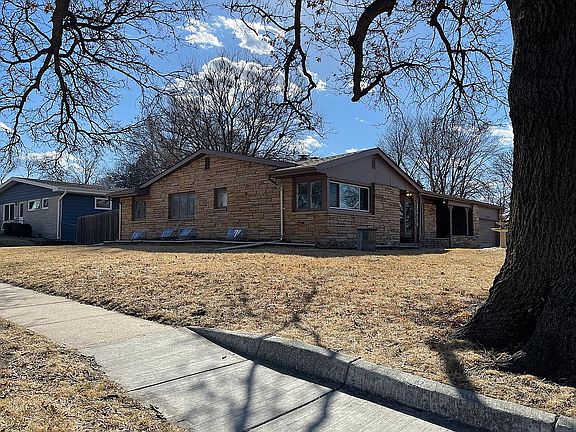 3rd image of 4545 Van Dorn St