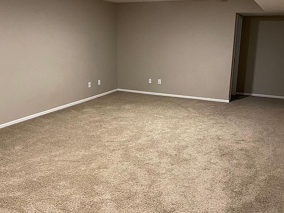 3rd image of 8944 S 72nd St