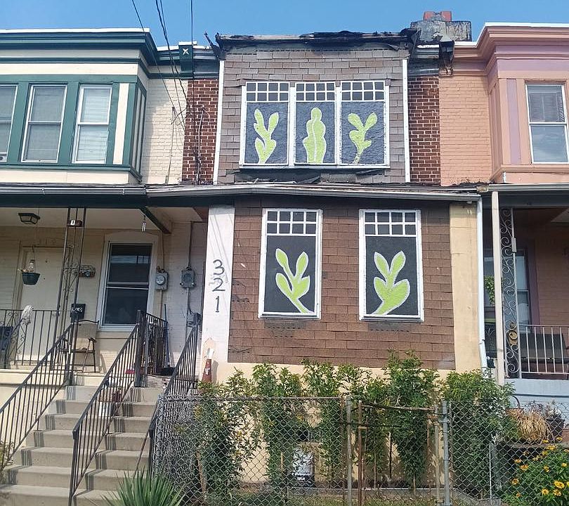 1st image of 321 Byron St