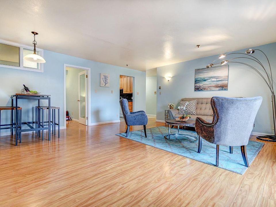 1st image of 405 91st St APT 20