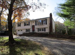 285 Log Bridge Rd, Coventry, RI 02816