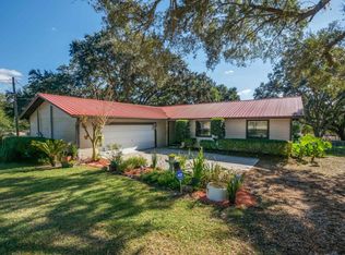 16686 SE 63rd Ln, Ocklawaha, FL 32179