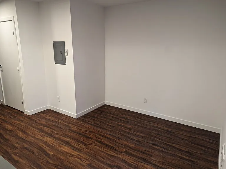 Thomas Street Lofts — Photo 4