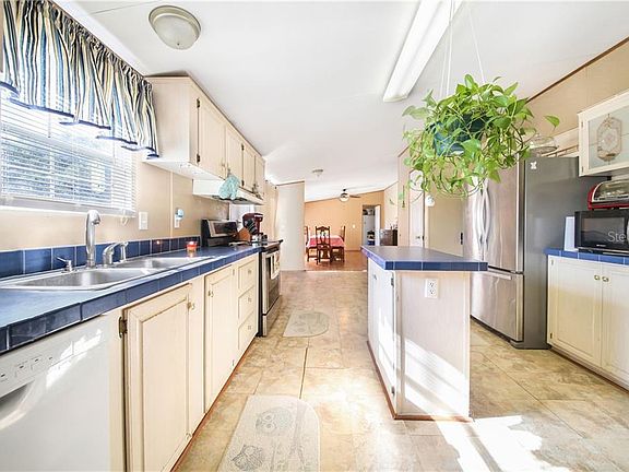 4th image of 2314 Rosalie Lake Rd