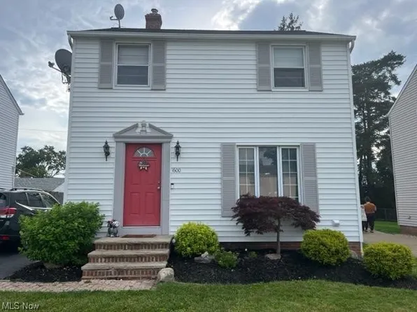 1600 Woodrow Ave, Mayfield Heights, OH 44124