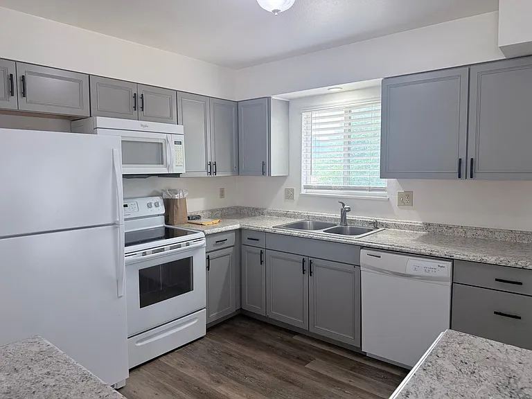 5710 Eldora Dr — Photo 4