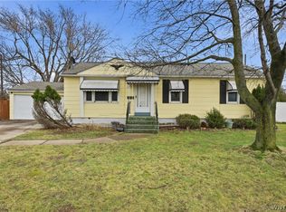 4373 E Frontier Dr, Buffalo, NY 14219