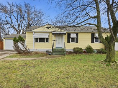 4373 E Frontier Dr, Buffalo, NY, 14219