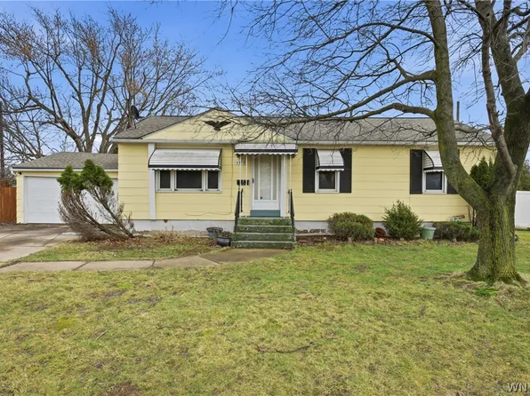 4373 E Frontier Dr, Buffalo, NY 14219