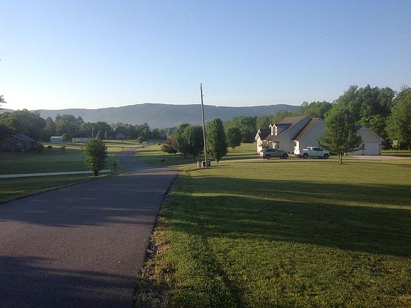 3rd image of 231 Worthington Springs Dr