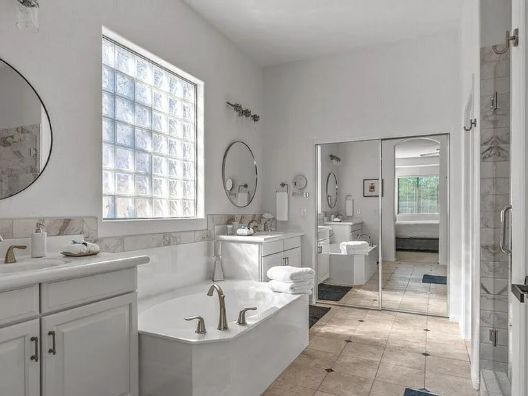15033 W Windsor Ave — Photo 9