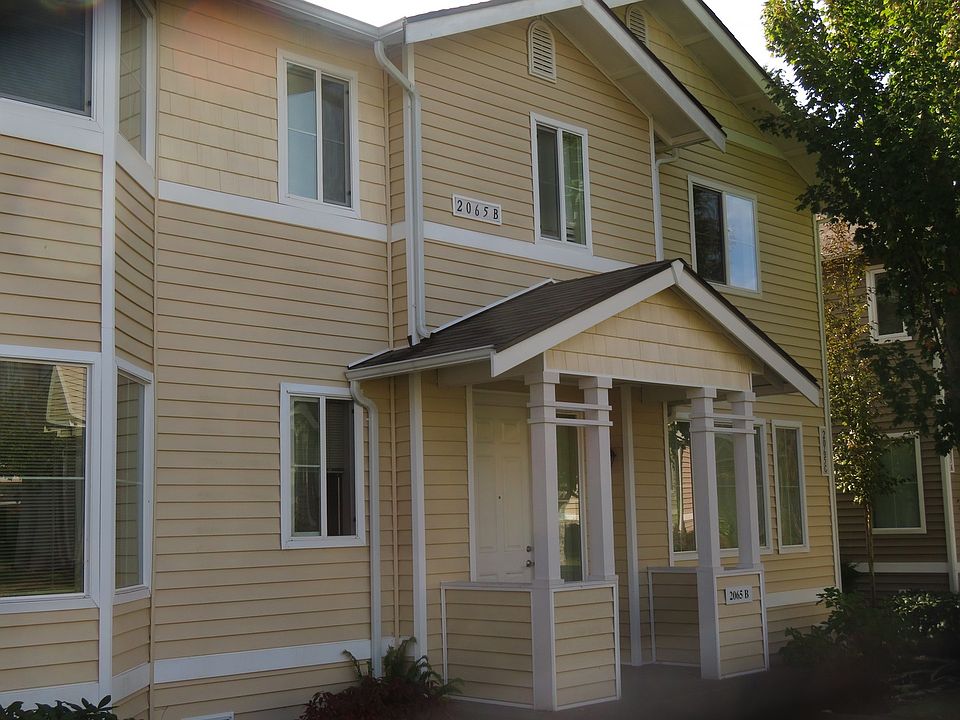 1st image of 2065 Bobs Hollow Ln Unit B