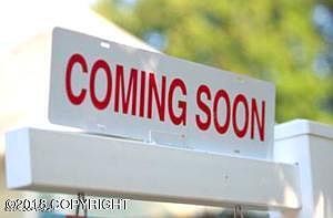 1st image of 10127 Crest View Ln