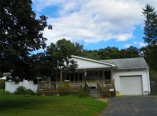 174 Robinson Rd, West Springfield, MA 01089