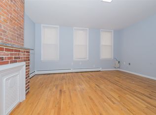 372 7th St #2, Jersey City, NJ 07302