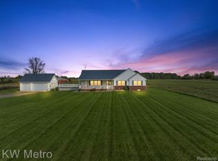 160 Dorrow Rd, Imlay City, MI 48444