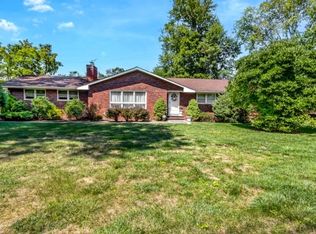 304 River Rd, East Hanover, NJ 07936